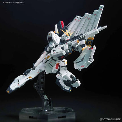 Bandai - Gunpla - RG 1/144 - Mobile Suit Gundam: Char's Counterattack - RX-93 Nu Gundam