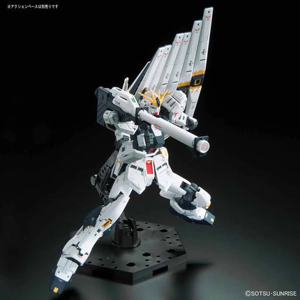 Bandai - Gunpla - RG 1/144 - Mobile Suit Gundam: Char's Counterattack - RX-93 Nu Gundam