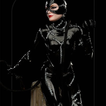 Iron Studios - Batman Returns - Catwoman BDS Art Scale Statue 1/10 - The Card Vault