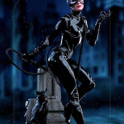 Iron Studios - Batman Returns - Catwoman BDS Art Scale Statue 1/10 - The Card Vault