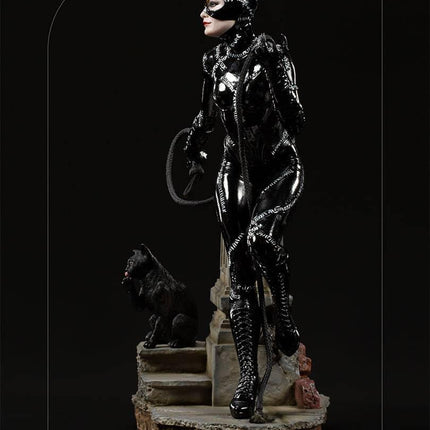 Iron Studios - Batman Returns - Catwoman BDS Art Scale Statue 1/10 - The Card Vault