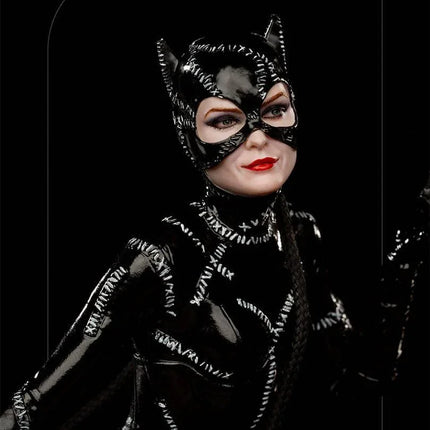 Iron Studios - Batman Returns - Catwoman BDS Art Scale Statue 1/10 - The Card Vault