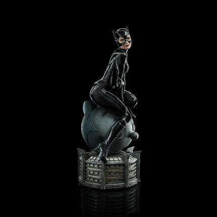 Iron Studios - Batman Returns - Catwoman Legacy Replica Scale Statue 1/4 - The Card Vault