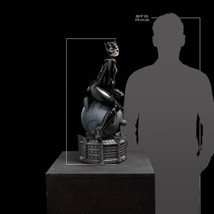 Iron Studios - Batman Returns - Catwoman Legacy Replica Scale Statue 1/4 - The Card Vault