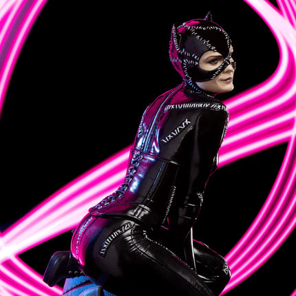 Iron Studios - Batman Returns - Catwoman Legacy Replica Scale Statue 1/4 - The Card Vault