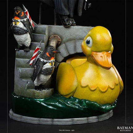 Iron Studios - Batman Returns - Penguin Deluxe BDS Art Scale Statue 1/10 - The Card Vault