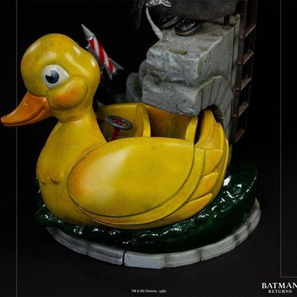 Iron Studios - Batman Returns - Penguin Deluxe BDS Art Scale Statue 1/10 - The Card Vault