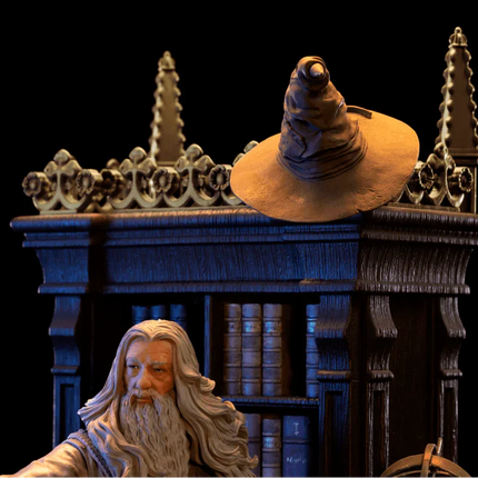 Iron Studios - Harry Potter - Albus Dumbledore Deluxe Art Scale Statue 1/10 - The Card Vault