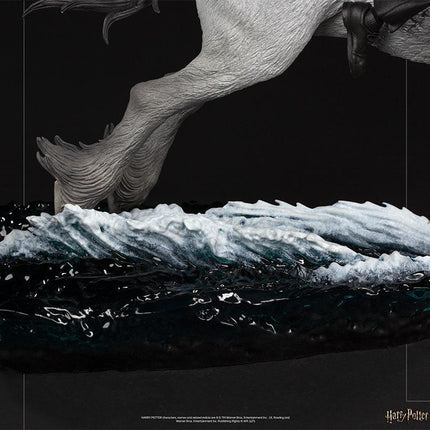 Iron Studios - Harry Potter - Harry Potter & Buckbeak - Deluxe Art Scale Statue 1/10 - The Card Vault