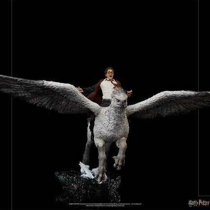 Iron Studios - Harry Potter - Harry Potter & Buckbeak - Deluxe Art Scale Statue 1/10 - The Card Vault