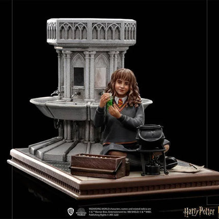 Iron Studios - Harry Potter - Hermione Granger Polyjuice Deluxe BDS Art Scale Statue 1/10 - The Card Vault