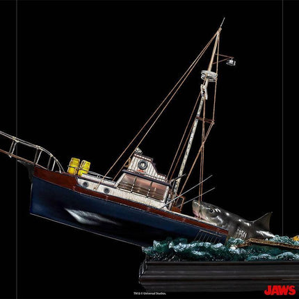 Iron Studios - Jaws: Jaws Attack - Demi Scale Statue 1/20 - The Card Vault