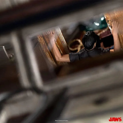 Iron Studios - Jaws: Jaws Attack - Demi Scale Statue 1/20 - The Card Vault