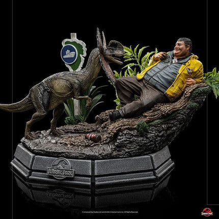 Iron Studios - Jurassic Park - Dennis Nedry BDS Art Scale Statue 1/10 - The Card Vault