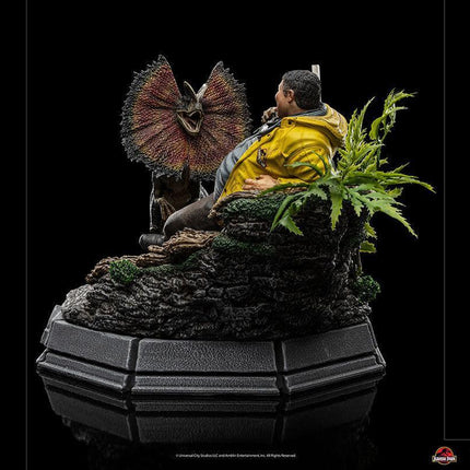 Iron Studios - Jurassic Park - Dennis Nedry BDS Art Scale Statue 1/10 - The Card Vault
