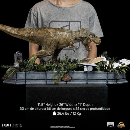 Iron Studios - Jurassic World - T-Rex attacks Donald Gennaro Demi Art Scale Statue 1/20 - The Card Vault