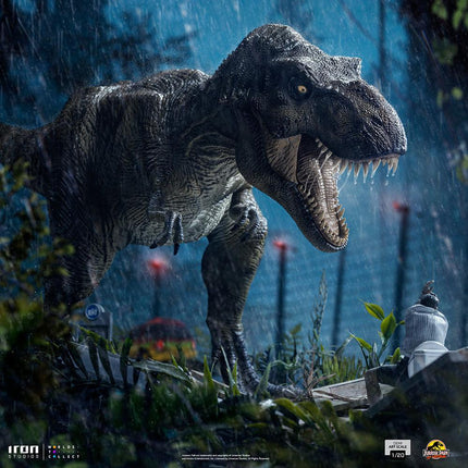 Iron Studios - Jurassic World - T-Rex attacks Donald Gennaro Demi Art Scale Statue 1/20 - The Card Vault