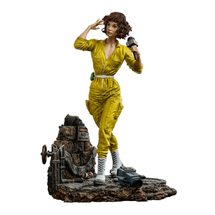 Iron Studios - Teenage Mutant Ninja Turtles - April O’Neal BDS Art Scale Statue 1/10 - The Card Vault