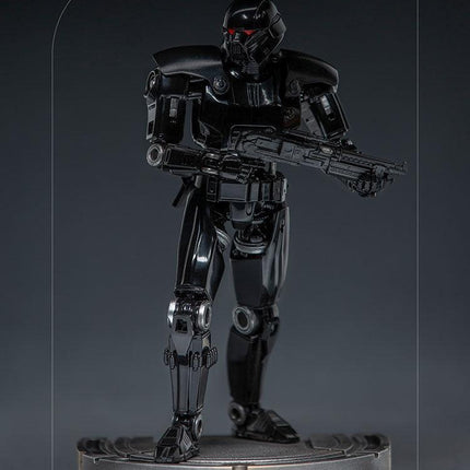 Iron Studios - The Mandalorian - Dark Trooper BDS Art Scale Statue 1/10 - The Card Vault