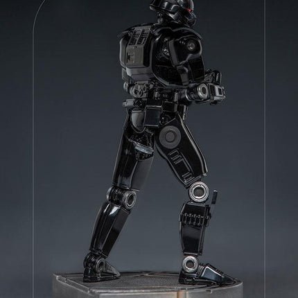 Iron Studios - The Mandalorian - Dark Trooper BDS Art Scale Statue 1/10 - The Card Vault