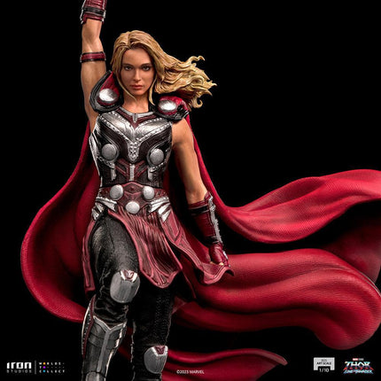 Iron Studios - Thor: Love and Thunder - Mighty Thor (Jane Foster) - Art Scale Statue 1/10 - The Card Vault