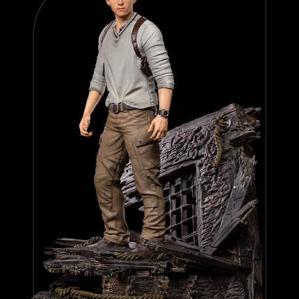 Iron Studios - Uncharted - Nathan Drake Deluxe BDS Art Scale Statue 1/10 - The Card Vault