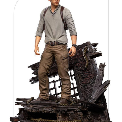 Iron Studios - Uncharted - Nathan Drake Deluxe BDS Art Scale Statue 1/10 - The Card Vault
