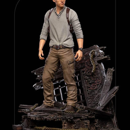 Iron Studios - Uncharted - Nathan Drake Deluxe BDS Art Scale Statue 1/10 - The Card Vault