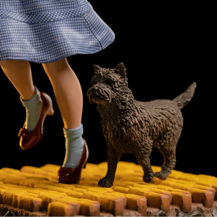 Iron Studios - Wizard of Oz - Dorothy Art Scale Statue 1/10 - The Card Vault