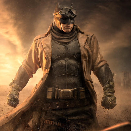 Iron Studios - Zack Snyder's Justice League - Knightmare Batman - Art Scale Statue 1/10 - The Card Vault