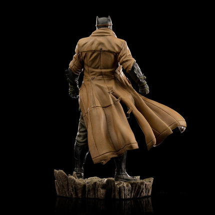 Iron Studios - Zack Snyder's Justice League - Knightmare Batman - Art Scale Statue 1/10 - The Card Vault