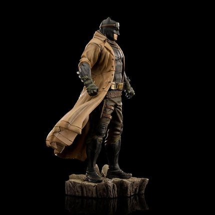 Iron Studios - Zack Snyder's Justice League - Knightmare Batman - Art Scale Statue 1/10 - The Card Vault