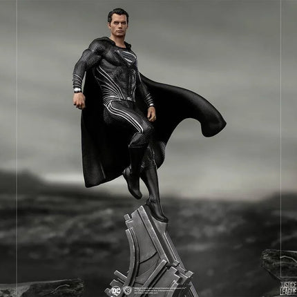 Iron Studios - Zack Snyder's Justice League - Superman (Black Suit) BDS Art Scale Statue 1/10 - The Card Vault