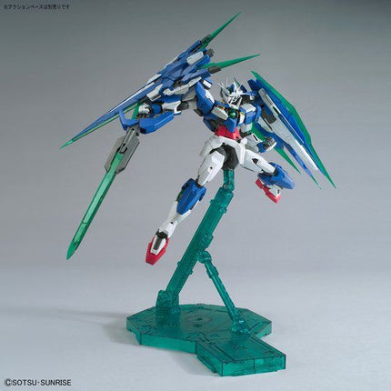 Bandai - Gunpla - MG 1/100 - Mobile Suit Gundam 00V: Battlefield Record - GNT-0000/FS 00 QAN[T] Full Saber - official view 10