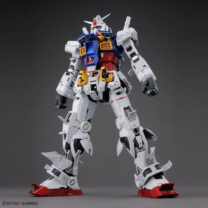 Bandai PG Unleashed 1/60 RX-78-2 Gundam official fully open armour display