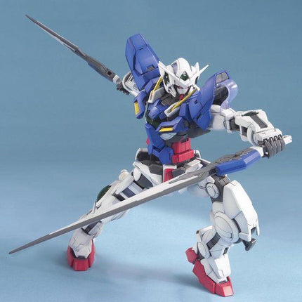 Bandai - Gunpla - MG 1/100 - Mobile Suit Gundam 00 - GN-001 Gundam Exia - official view 4