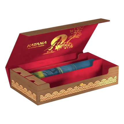 Ultimate Guard - Omnihive Xenoskin & Playmat - 1000+ Card Case - Katana: The Shogun's Journey - Part 1 "Samurai's Chest"