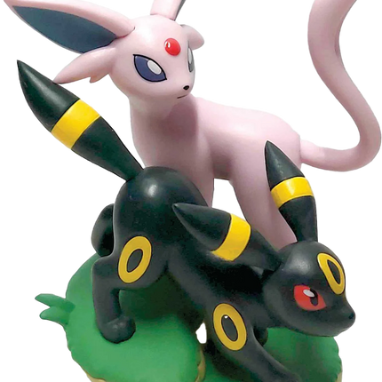 Pokemon TCG - Scarlet & Violet - Prismatic Evolutions - Premium Figure Collection Box