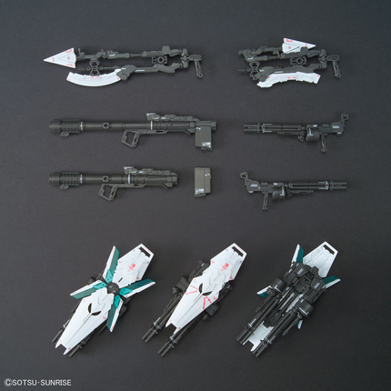 Bandai - Gunpla - RG 1/144 - Mobile Suit Gundam Unicorn - RX-0 Full Armor Unicorn Gundam