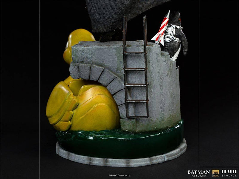 Iron Studios - Batman Returns - Penguin Deluxe BDS Art Scale Statue 1/10 - The Card Vault