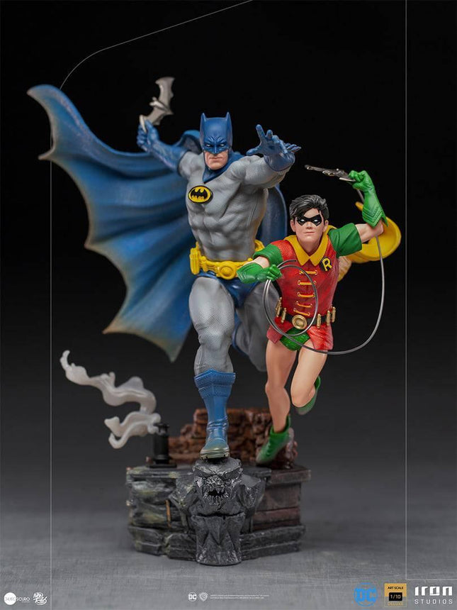 Iron Studios - DC Comics - Batman & Robin Deluxe BDS Art Scale Statue 1/10 - The Card Vault