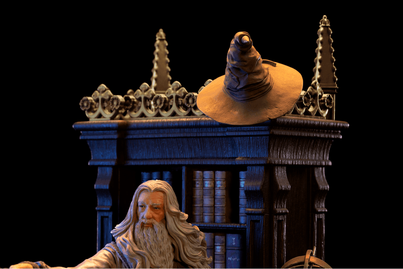 Iron Studios - Harry Potter - Albus Dumbledore Deluxe Art Scale Statue 1/10 - The Card Vault