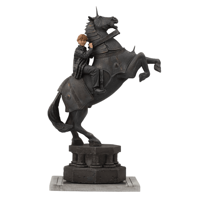 Iron Studios - Harry Potter - Ron Weasley at the Wizard Chess Deluxe BDS Art Scale Statue 1/10 - The Card Vault