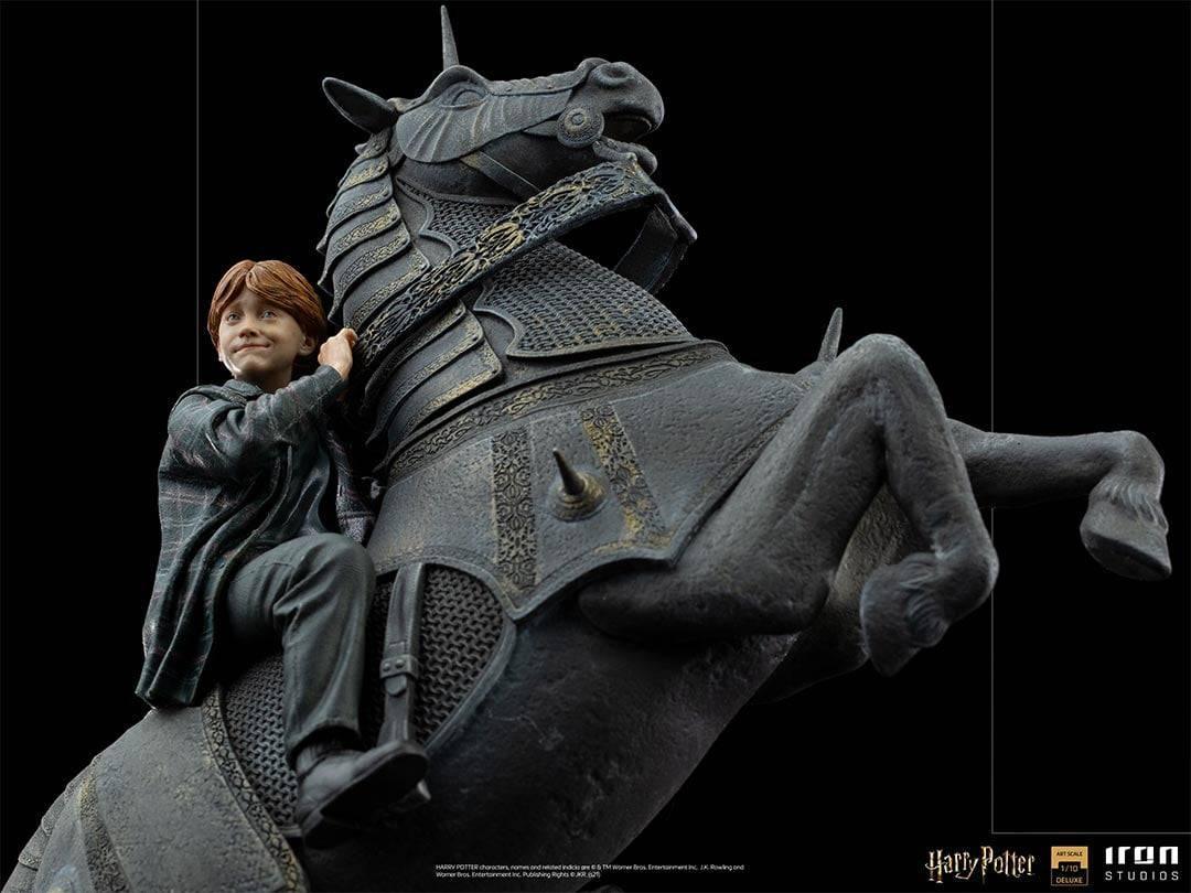 Iron Studios - Harry Potter - Ron Weasley at the Wizard Chess Deluxe BDS Art Scale Statue 1/10 - The Card Vault