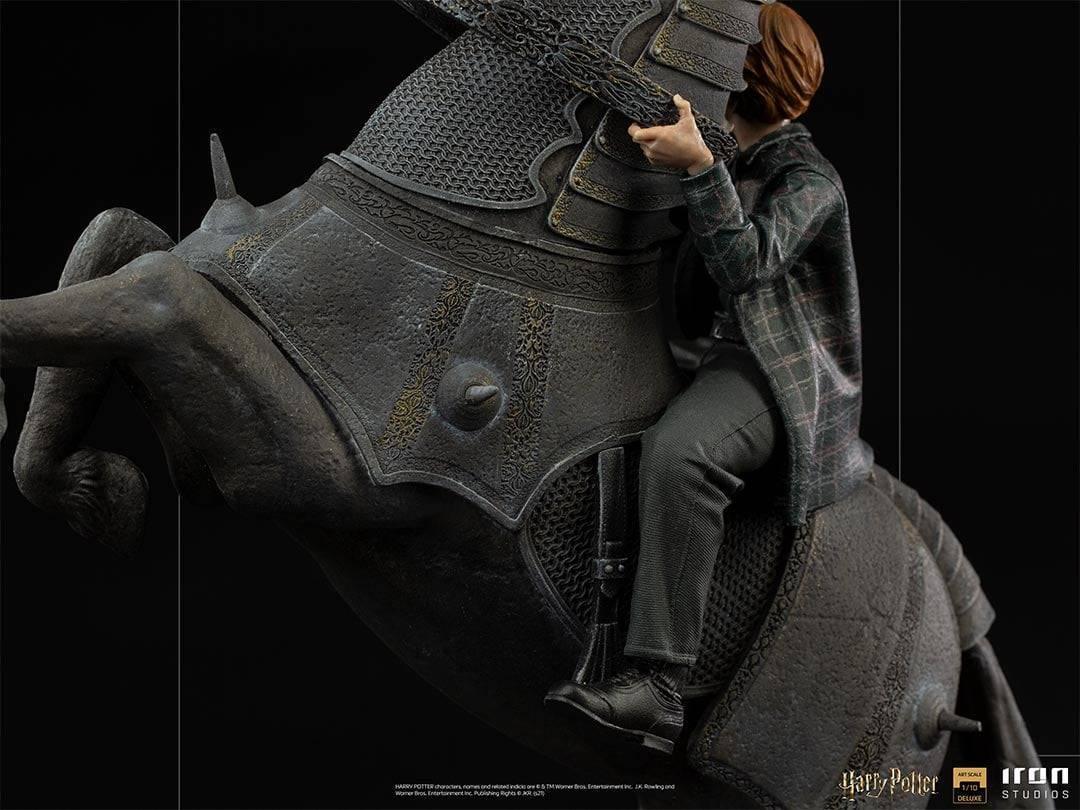 Ready for a chess game? Statue Ron Weasley at the Wizard Chess Deluxe - Harry Potter - Art Scale 1/10 is in this Harry Potter week! 🪄 Take advantage of the last Ready for a chess game? Statue Ron Weasley at the Wizard Chess Deluxe - Harry Potter - Art Scale 1/10 is in this Harry Potter week! 🪄 Take advantage of the last