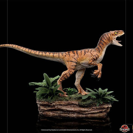 Iron Studios - Jurassic World: The Lost World - Velociraptor Deluxe BDS Art Scale Statue 1/10 - The Card Vault