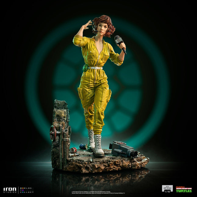 Iron Studios - Teenage Mutant Ninja Turtles - April O’Neal BDS Art Scale Statue 1/10 - The Card Vault