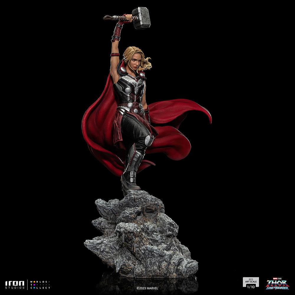 Iron Studios - Thor: Love and Thunder - Mighty Thor (Jane Foster) - Art Scale Statue 1/10 - The Card Vault