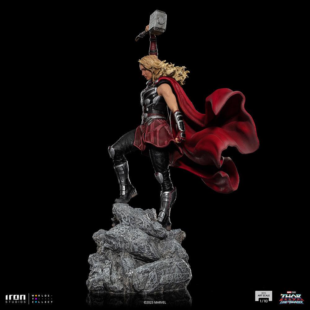 Iron Studios - Thor: Love and Thunder - Mighty Thor (Jane Foster) - Art Scale Statue 1/10 - The Card Vault