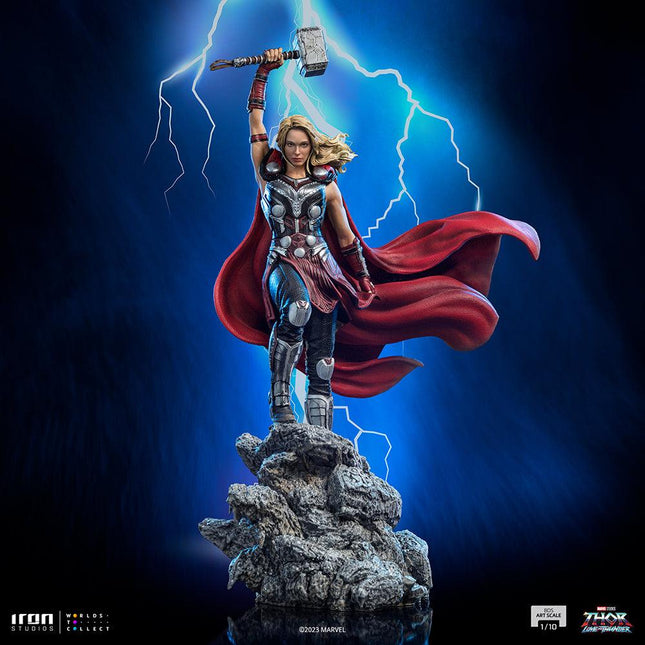 Iron Studios - Thor: Love and Thunder - Mighty Thor (Jane Foster) - Art Scale Statue 1/10 - The Card Vault